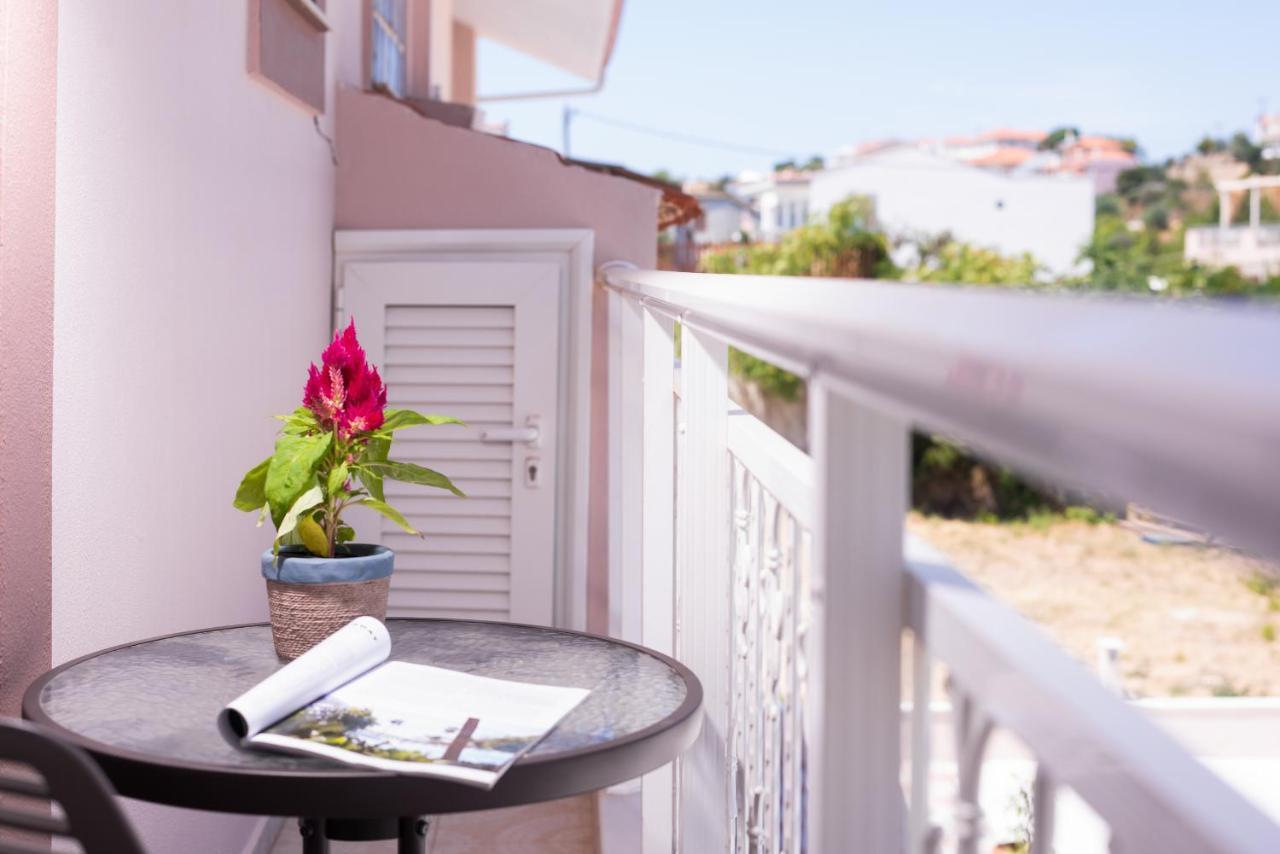 Xenia Suites Лименария Екстериор снимка