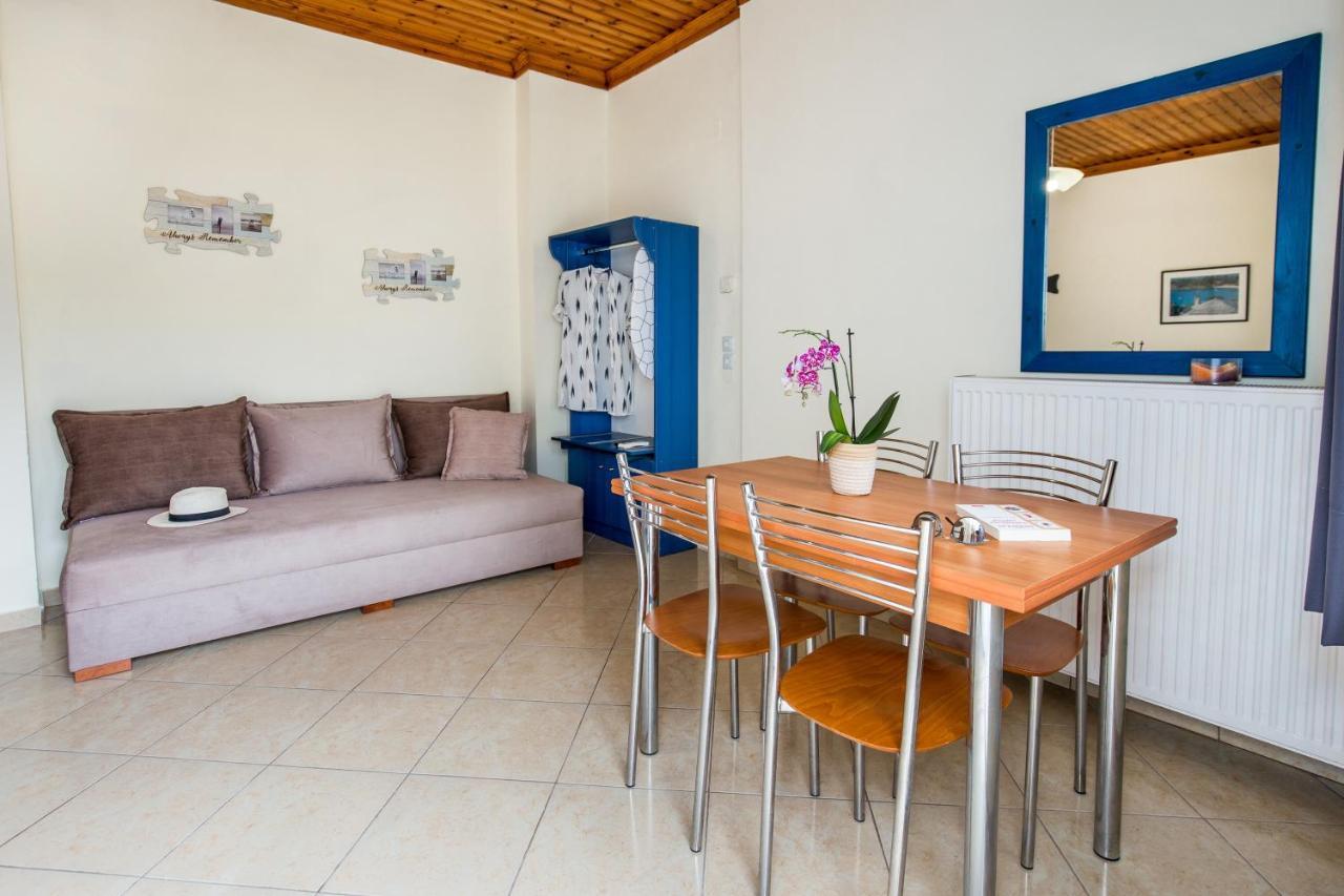 Xenia Suites Лименария Екстериор снимка